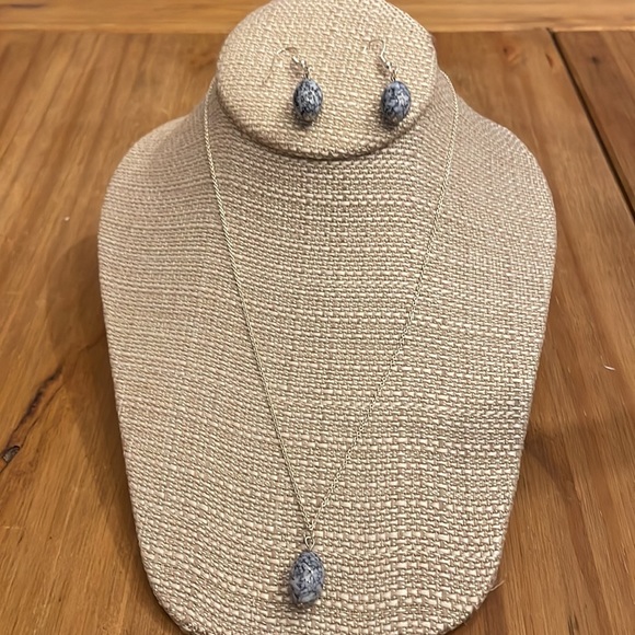 Pendant Set Sterling silver 18” chain stone pendant stainless ear wires w stones - Picture 4 of 4